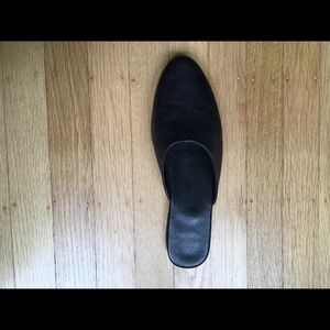 Handmade leather slides